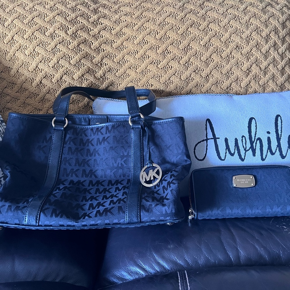 Michael Kors Handbag and Wallet